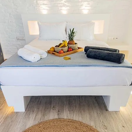 Iakinthos By Mykonian Kazarte Mykonos Town