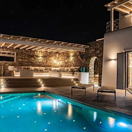 Iakinthos By Mykonian Kazarte וילה