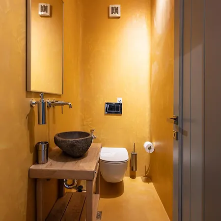 Iakinthos By Mykonian Kazarte וילה קלפטיס