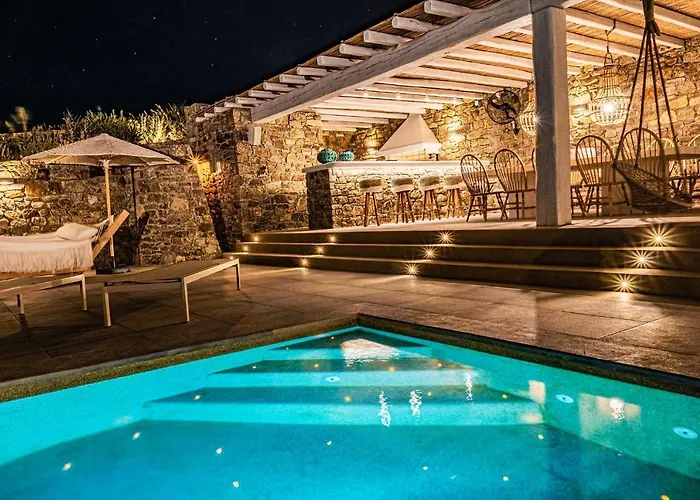 Iakinthos By Mykonian Kazarte Kalafatis